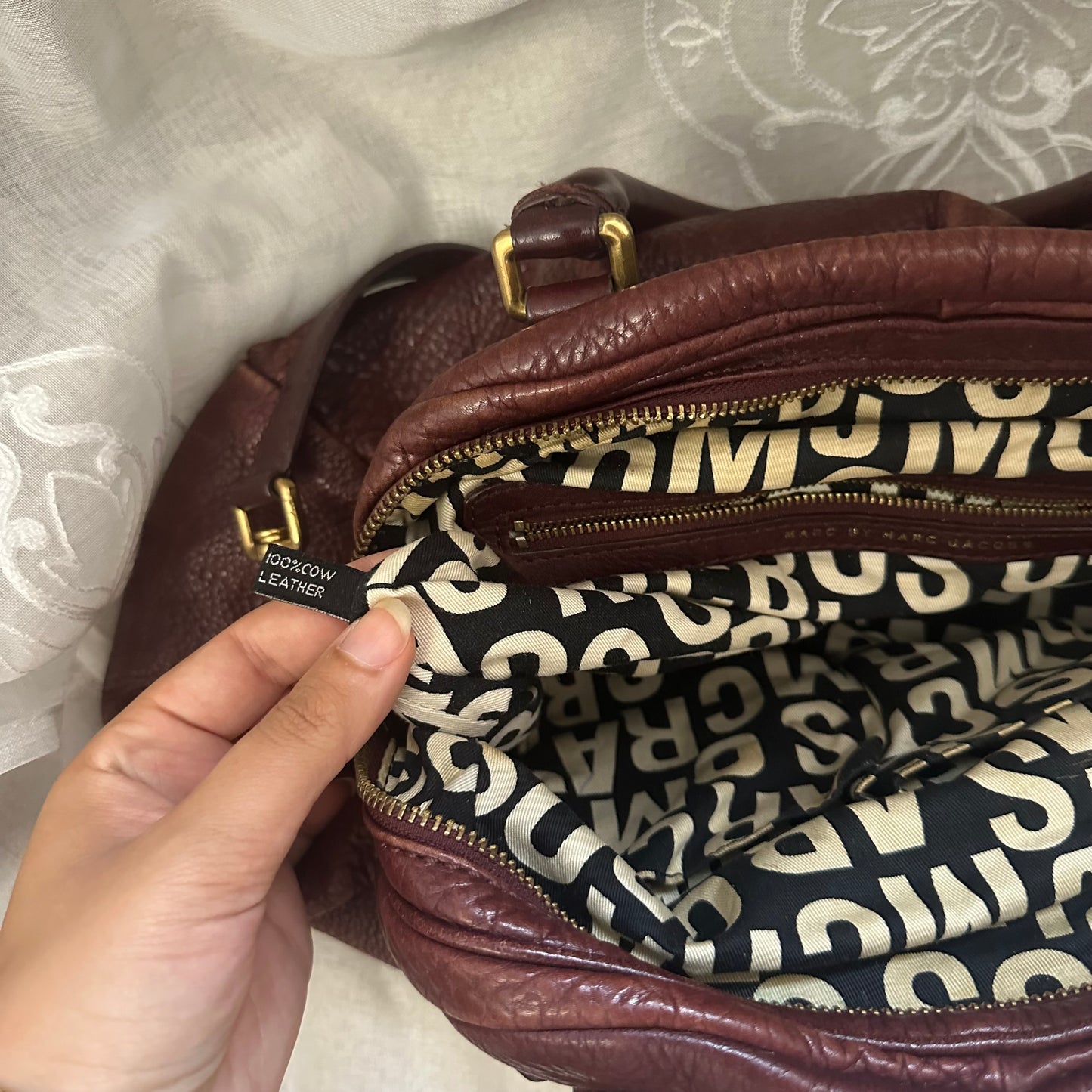 marc by marc jacobs large groovee in chocolate