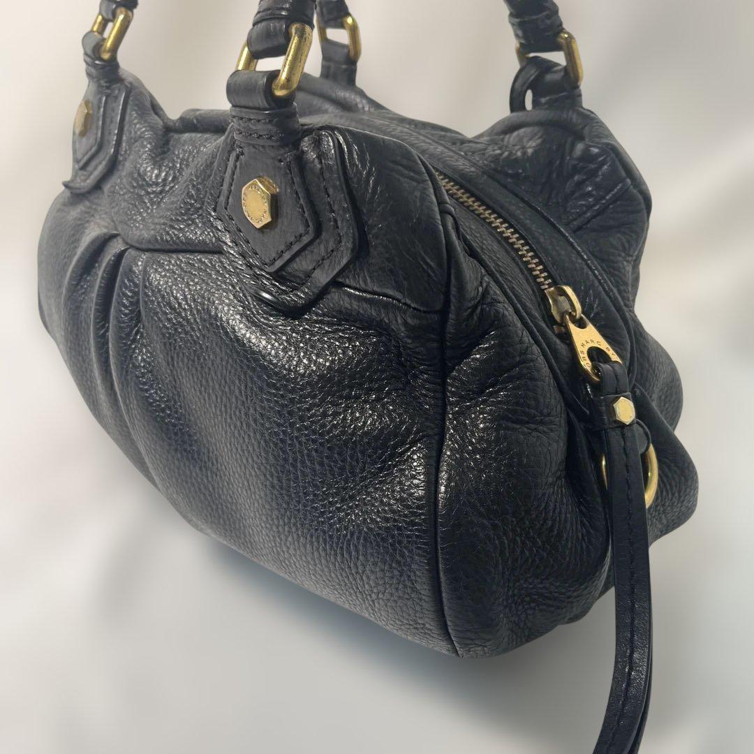 marc by marc jacobs black vintage baby groovee