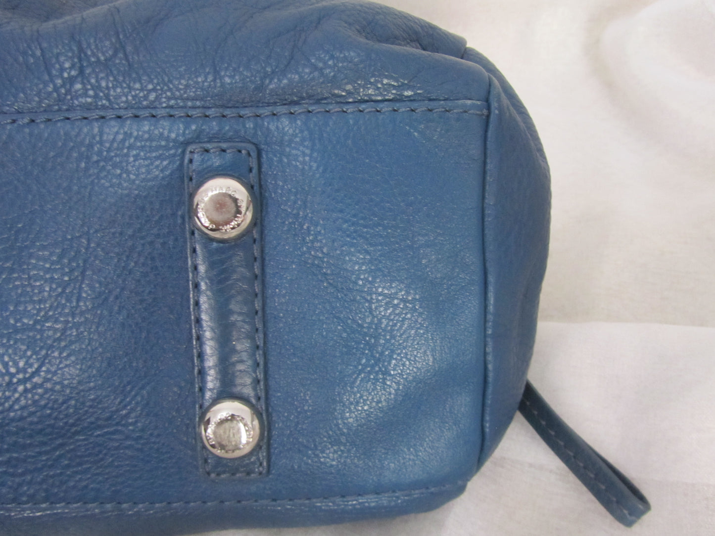 marc by marc jacobs vintage navy blue baby groovee