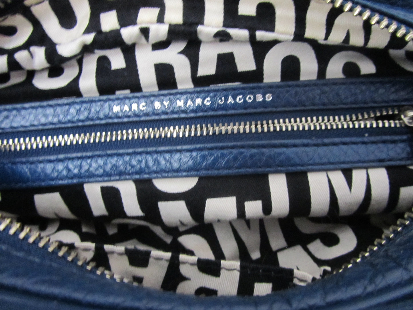 marc by marc jacobs vintage navy blue baby groovee