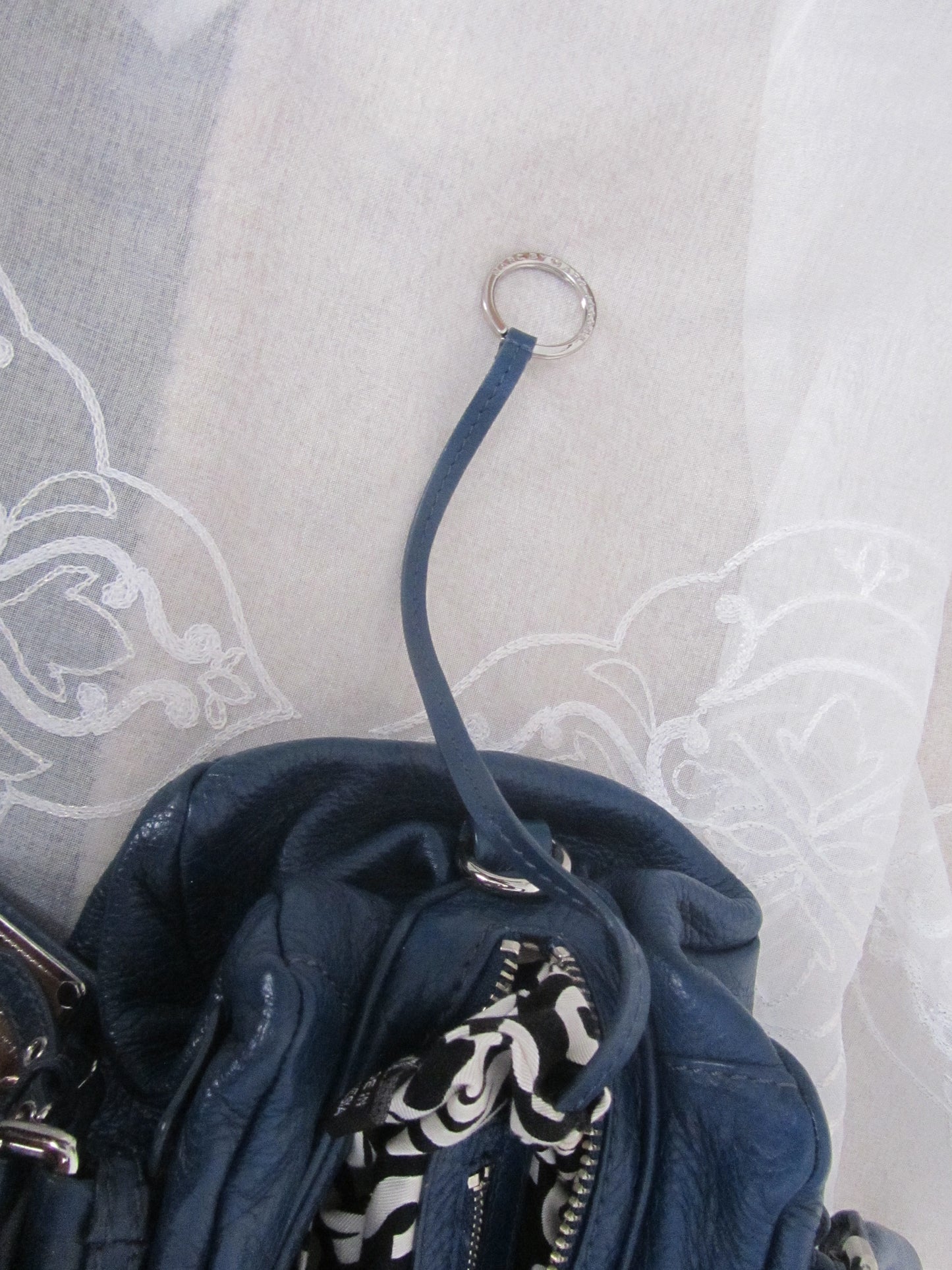 marc by marc jacobs vintage navy blue baby groovee