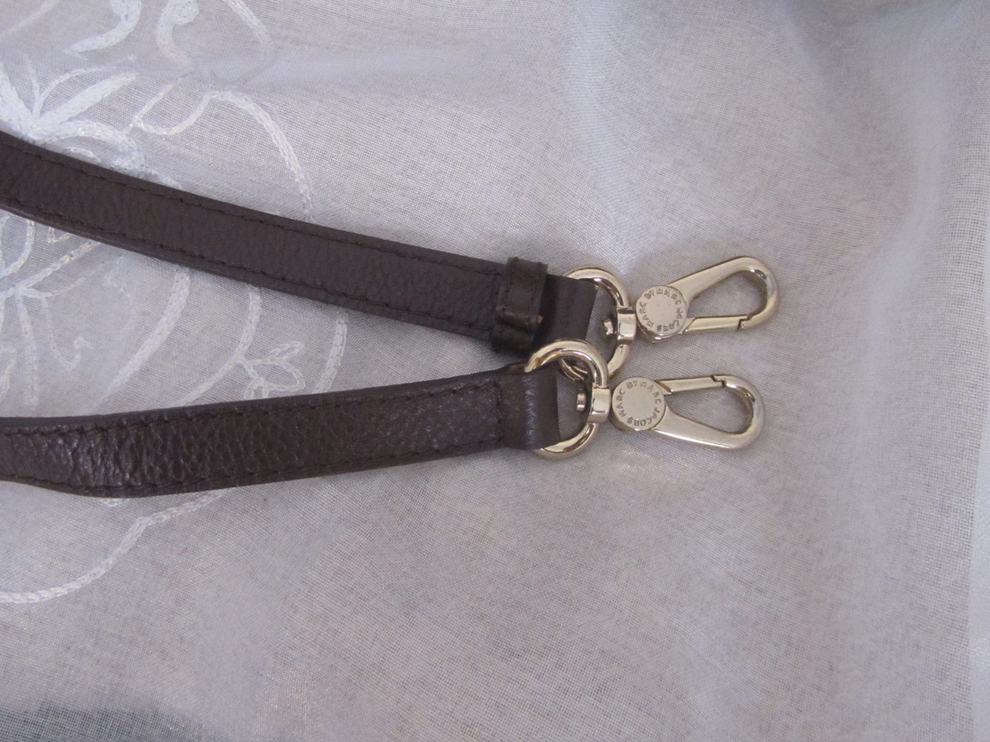 marc by marc jacobs vintage chocolate brown baby groovee