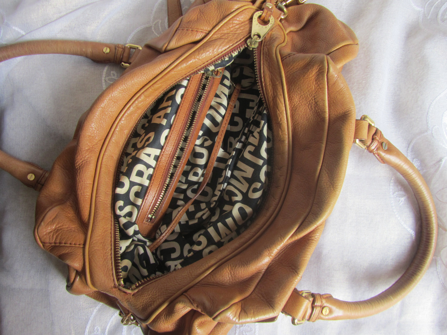 marc by marc jacobs vintage large groovee in chestnut brown