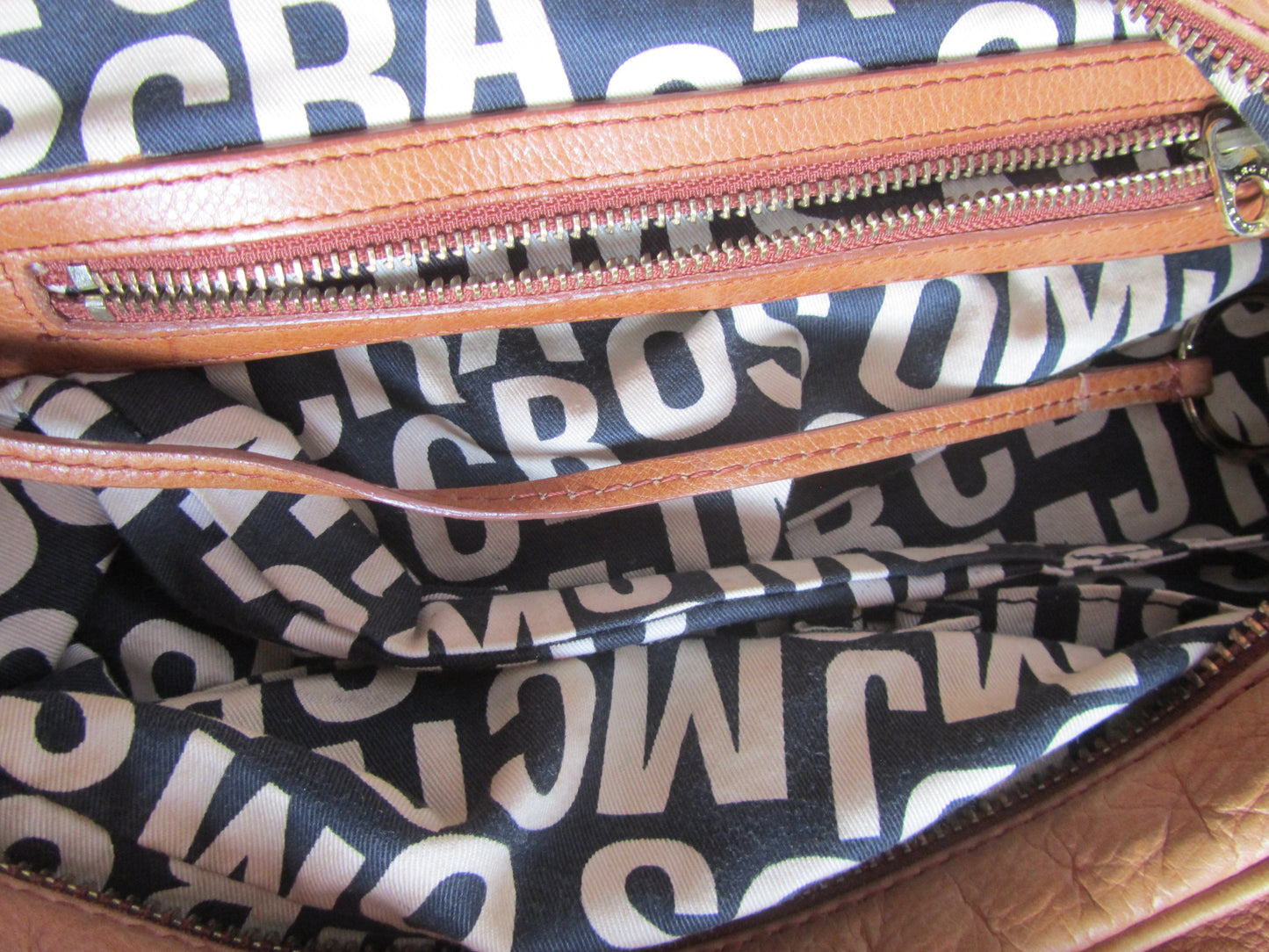 marc by marc jacobs vintage large groovee in chestnut brown