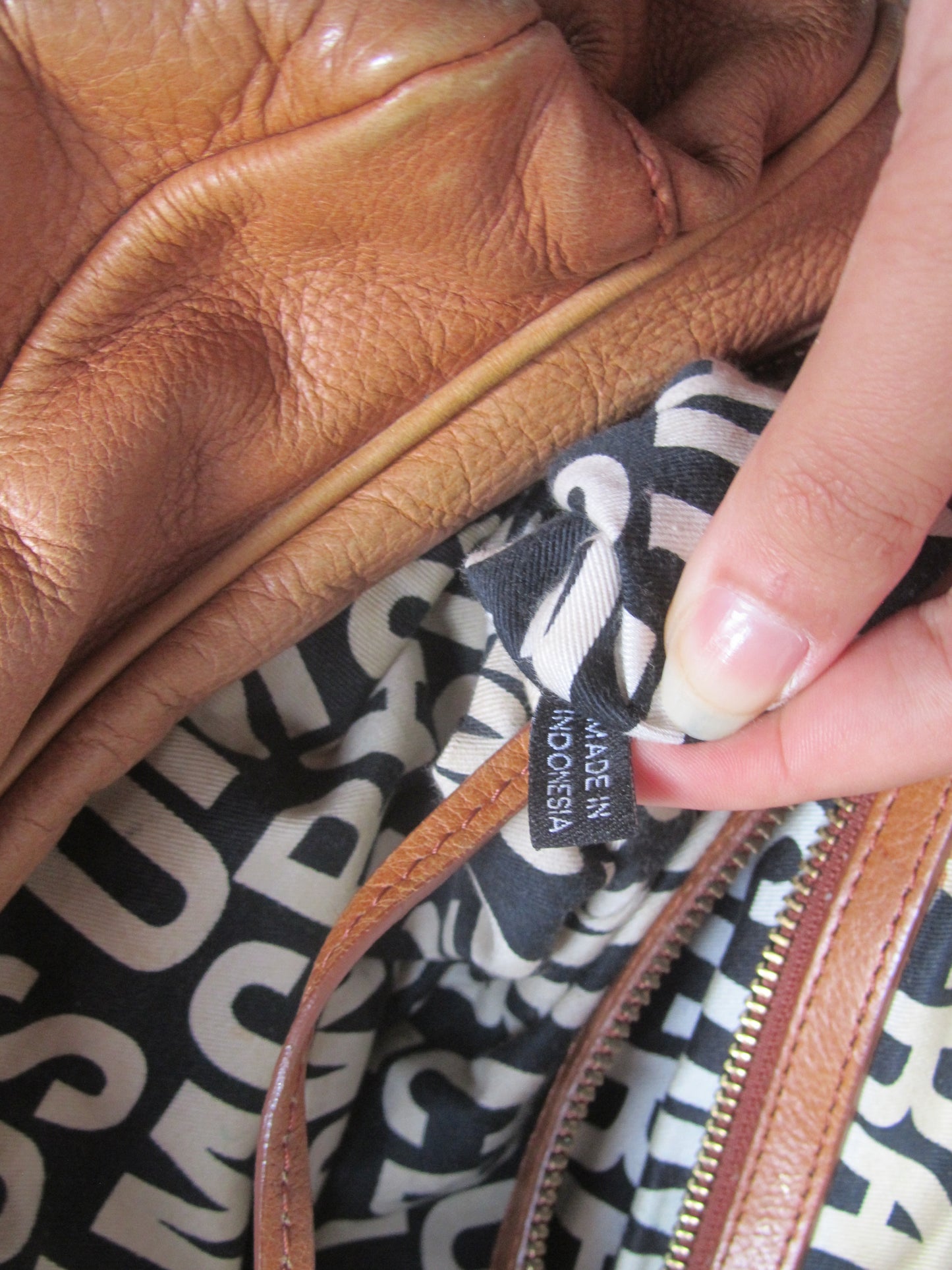 marc by marc jacobs vintage large groovee in chestnut brown