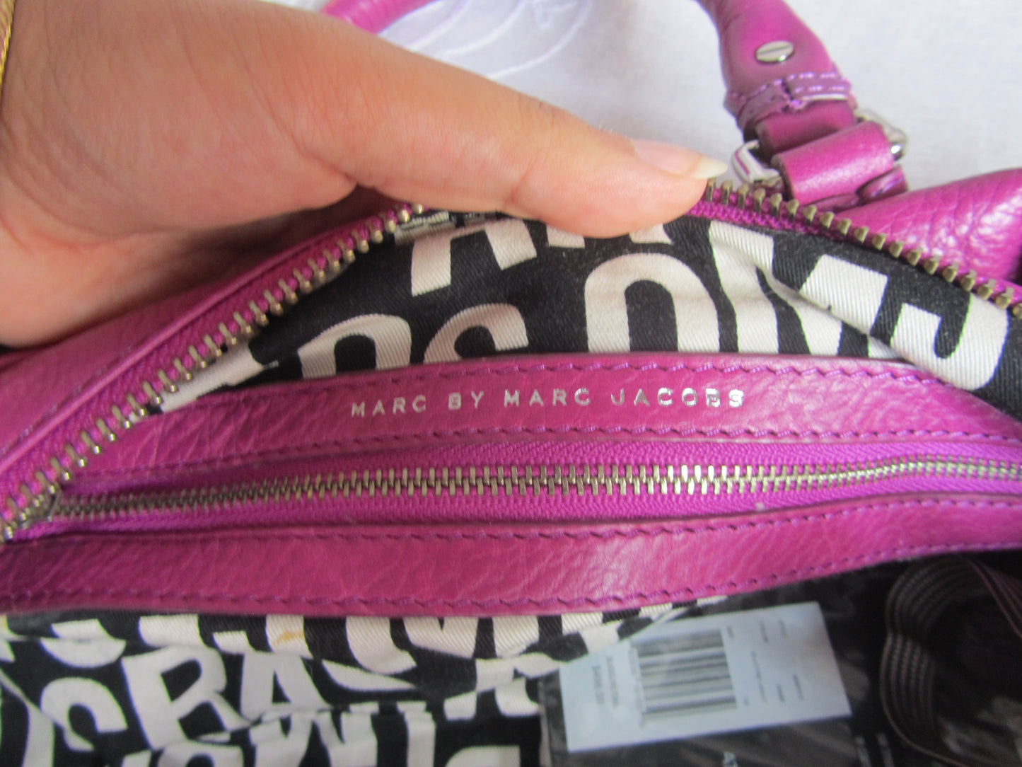 marc by marc jacobs vintage large groovee in magenta