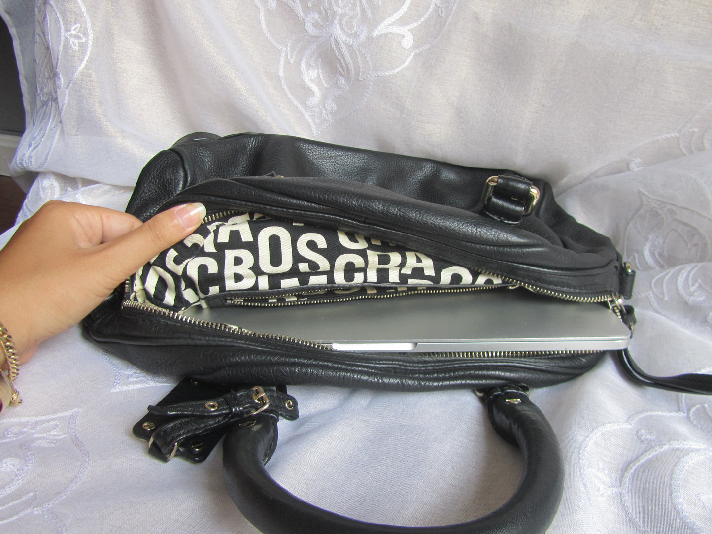 marc by marc jacobs vintage large groovee in black