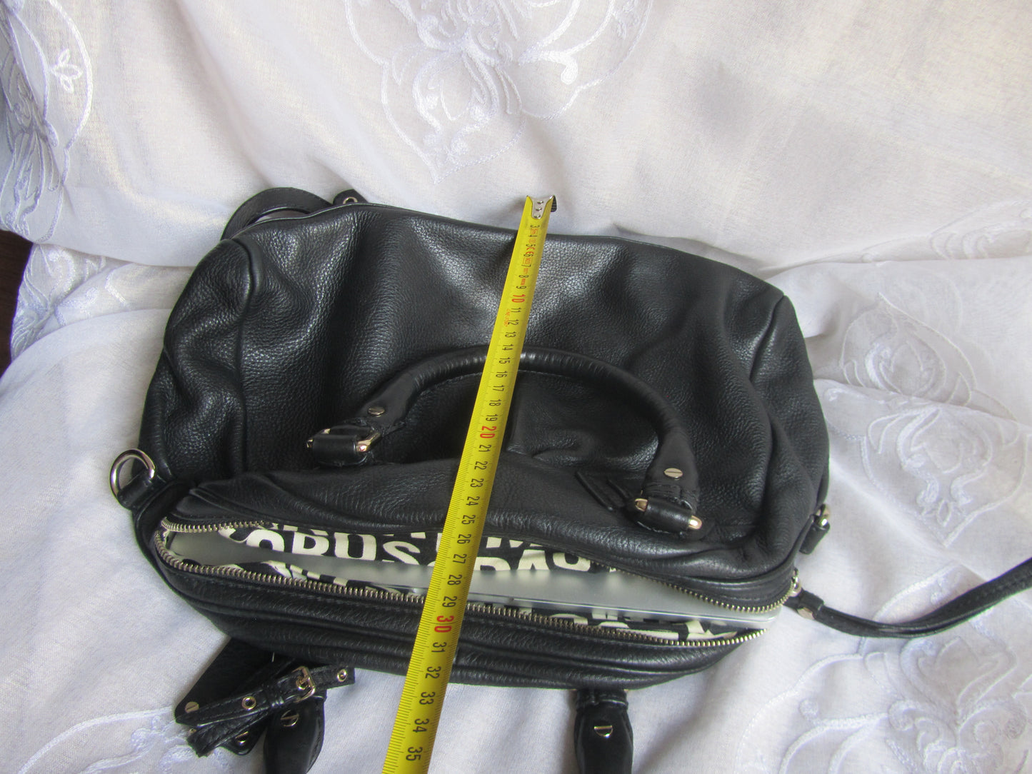 marc by marc jacobs vintage large groovee in black