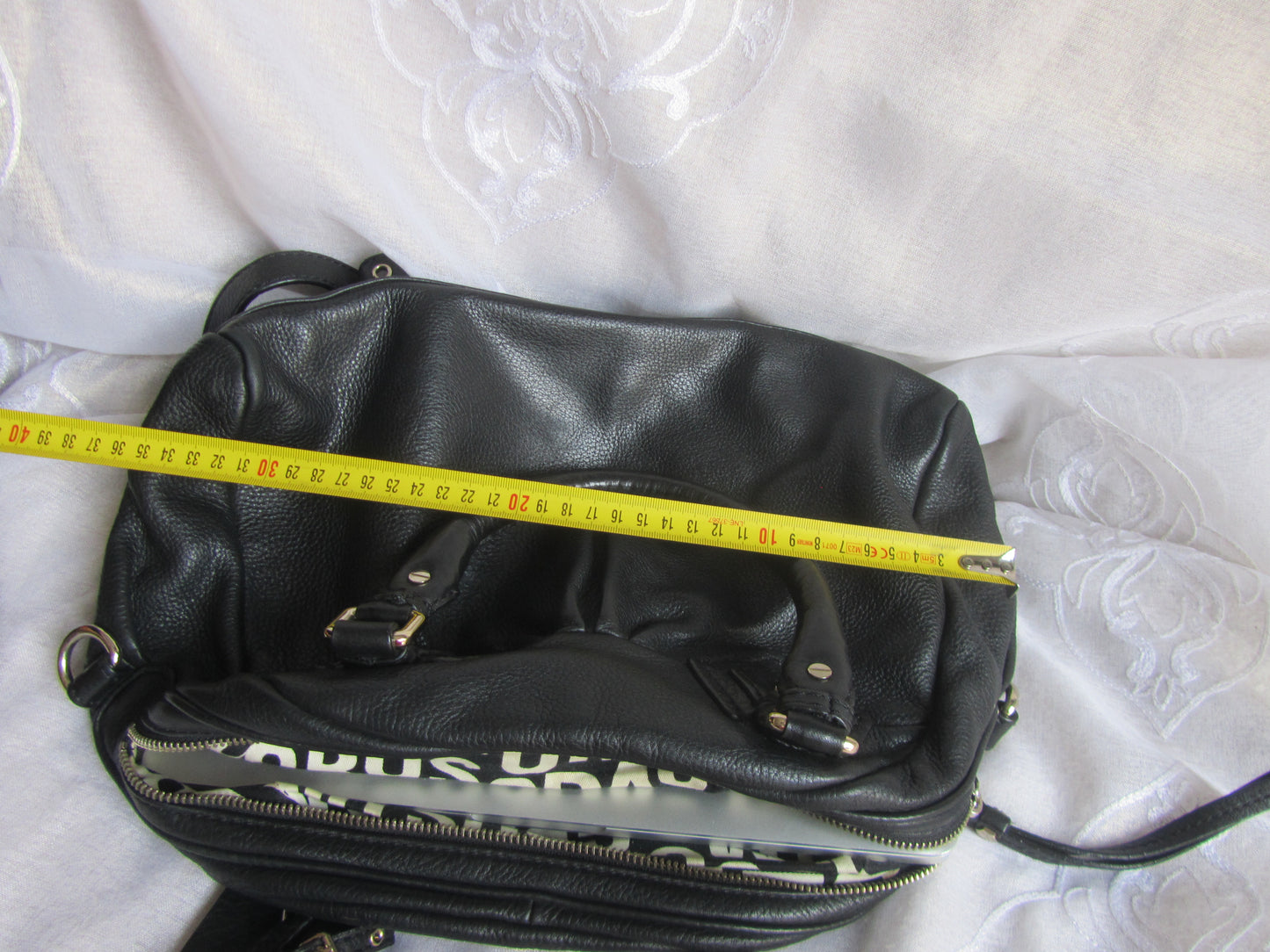 marc by marc jacobs vintage large groovee in black