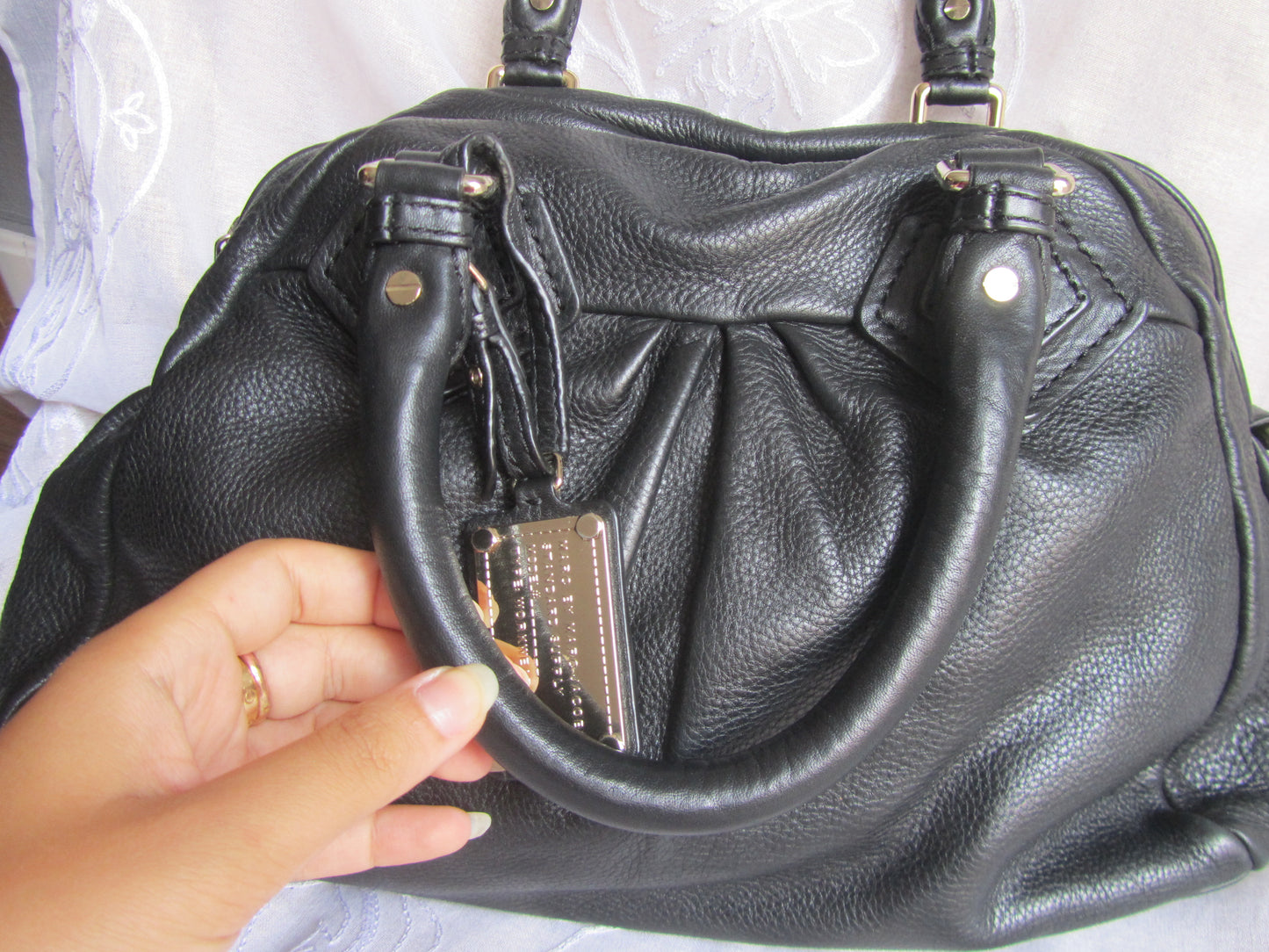 marc by marc jacobs vintage large groovee in black
