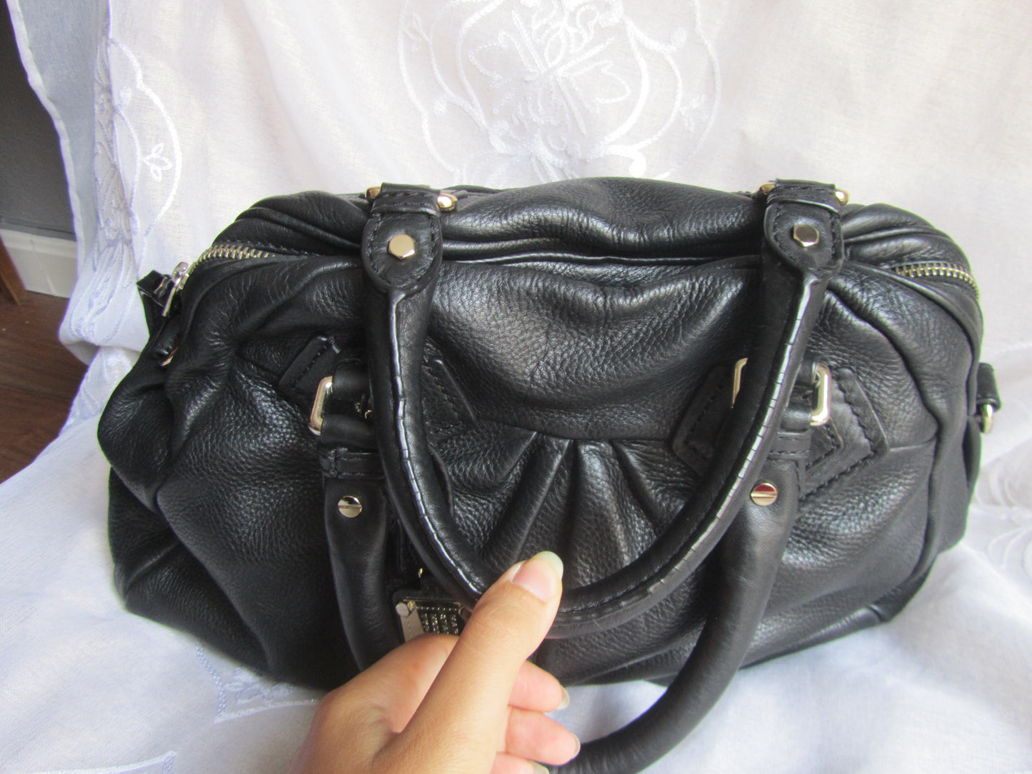 marc by marc jacobs vintage large groovee in black