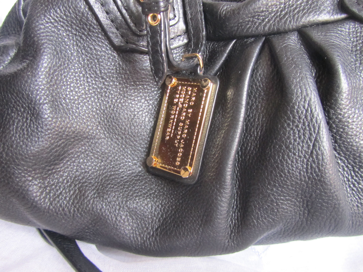 marc by marc jacobs vintage large groovee in black