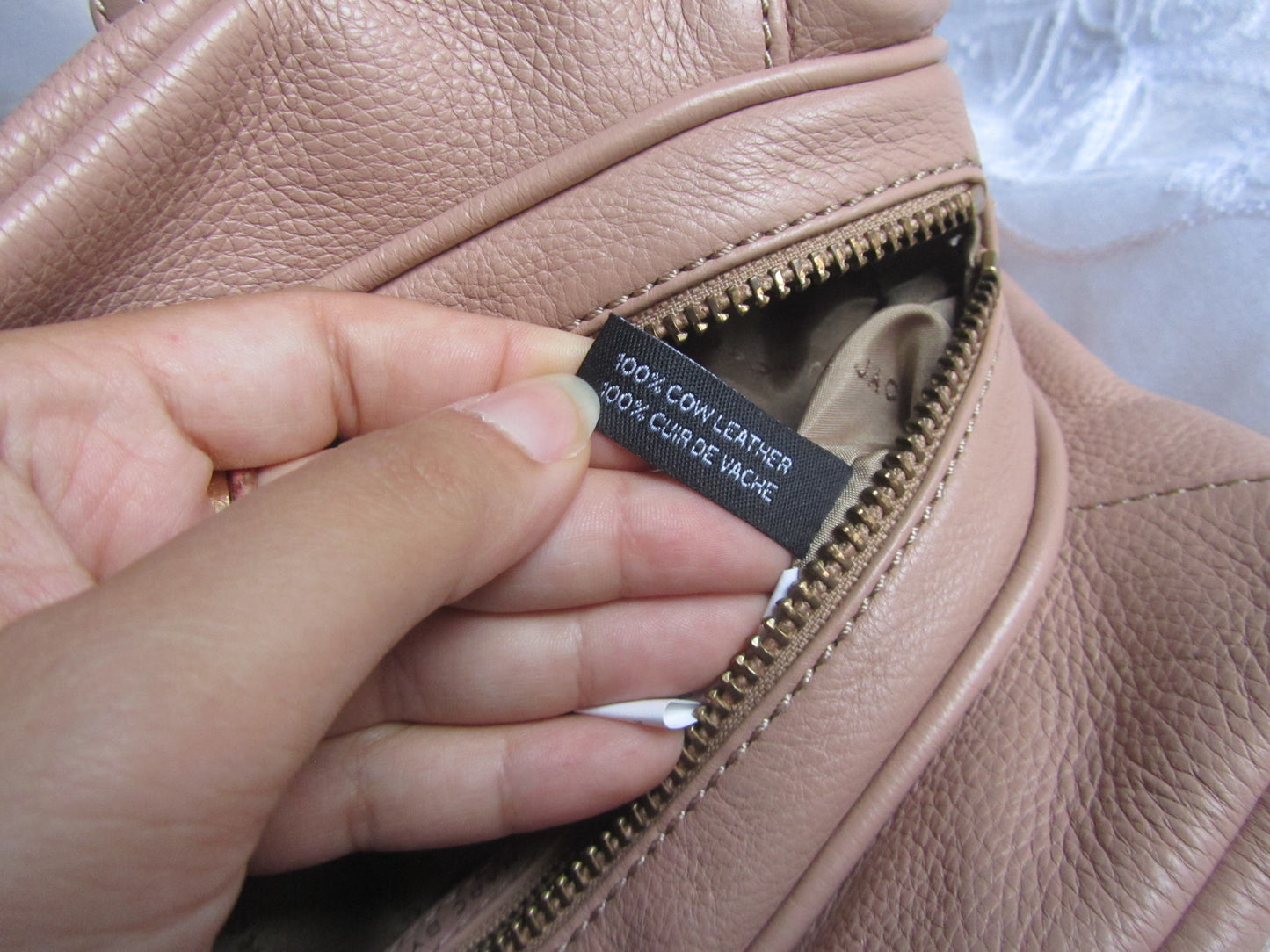 marc by marc jacobs beige baby groovee bag