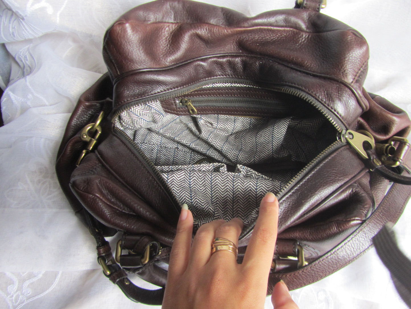 marc by marc jacobs chocolate brown leather bag