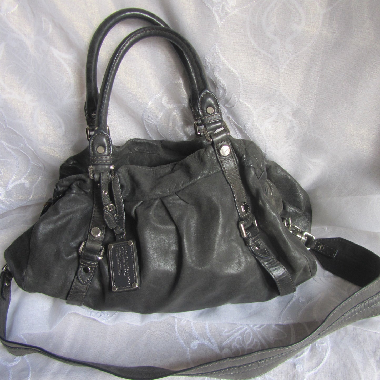 marc by marc jacobs grunge leather bag in dark grey