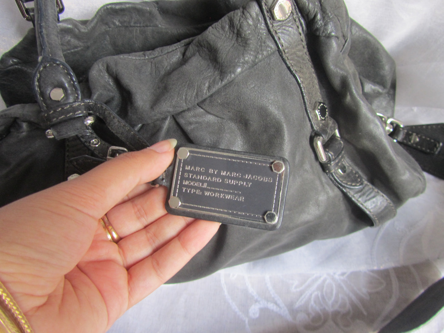 marc by marc jacobs grunge leather bag in dark grey