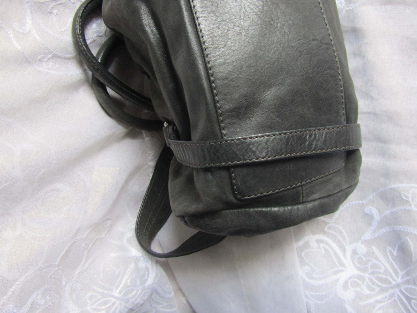 marc by marc jacobs grunge leather bag in dark grey