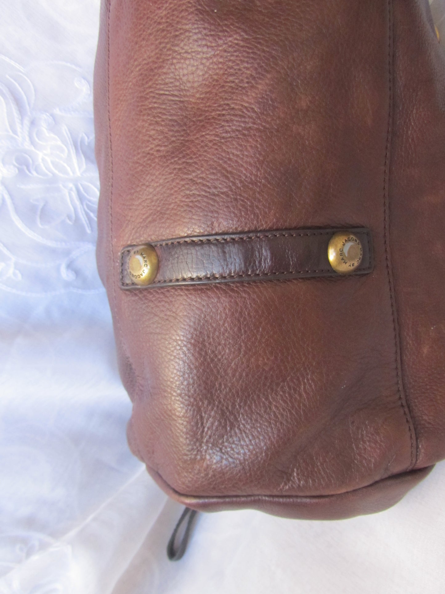 marc by marc jacobs chocolate brown leather bag