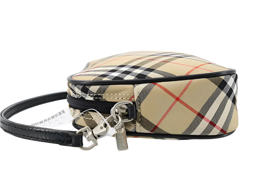 burberry cute nova plaid pochette shoulder bag