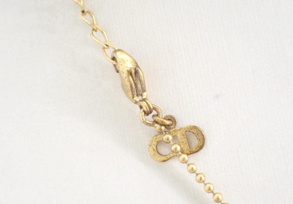 christian dior star emblem necklace