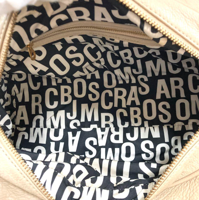 marc by marc jacobs large groovee in beige