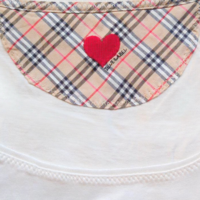 burberry heart embroidery white top