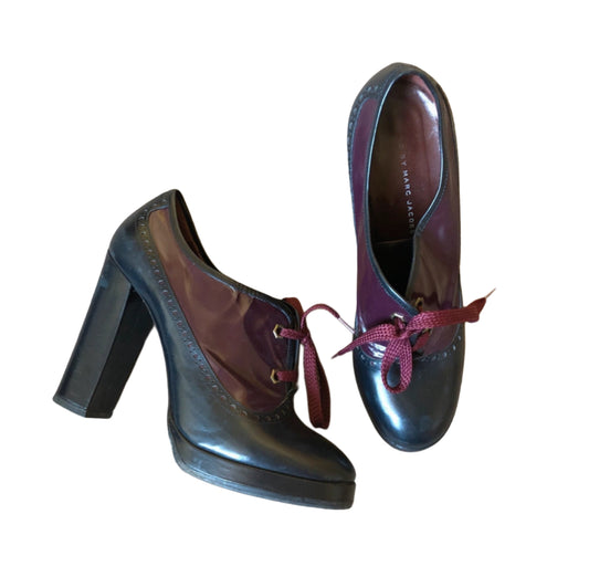 Marc Jacobs Burgundy Heels (Size EU 39, US 8)