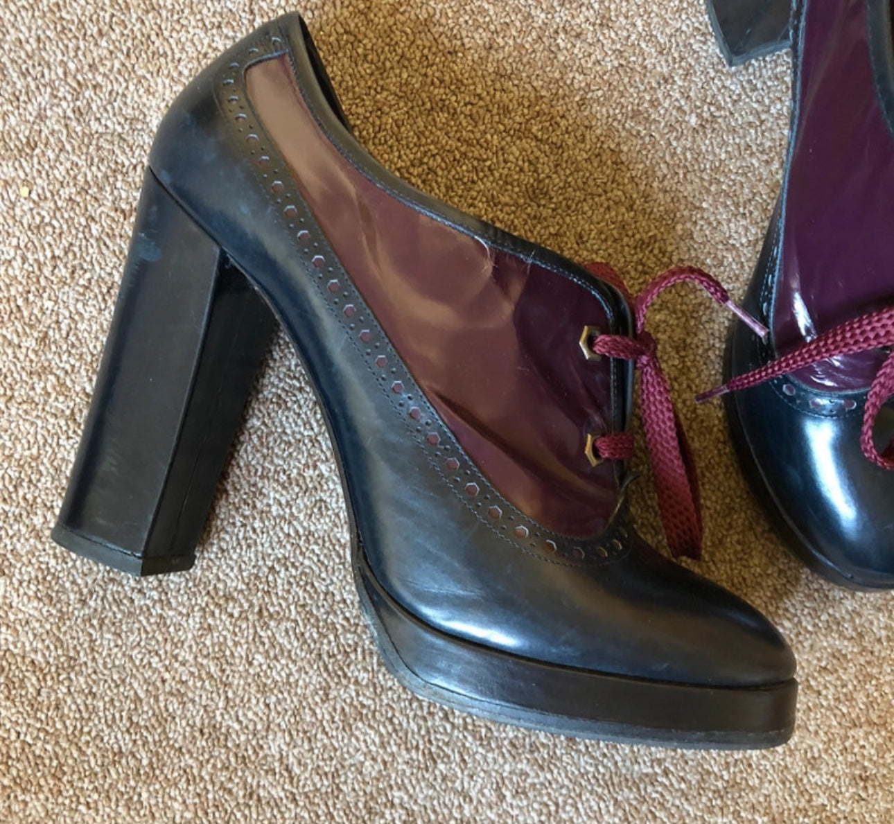 Marc Jacobs Burgundy Heels (Size EU 39, US 8)