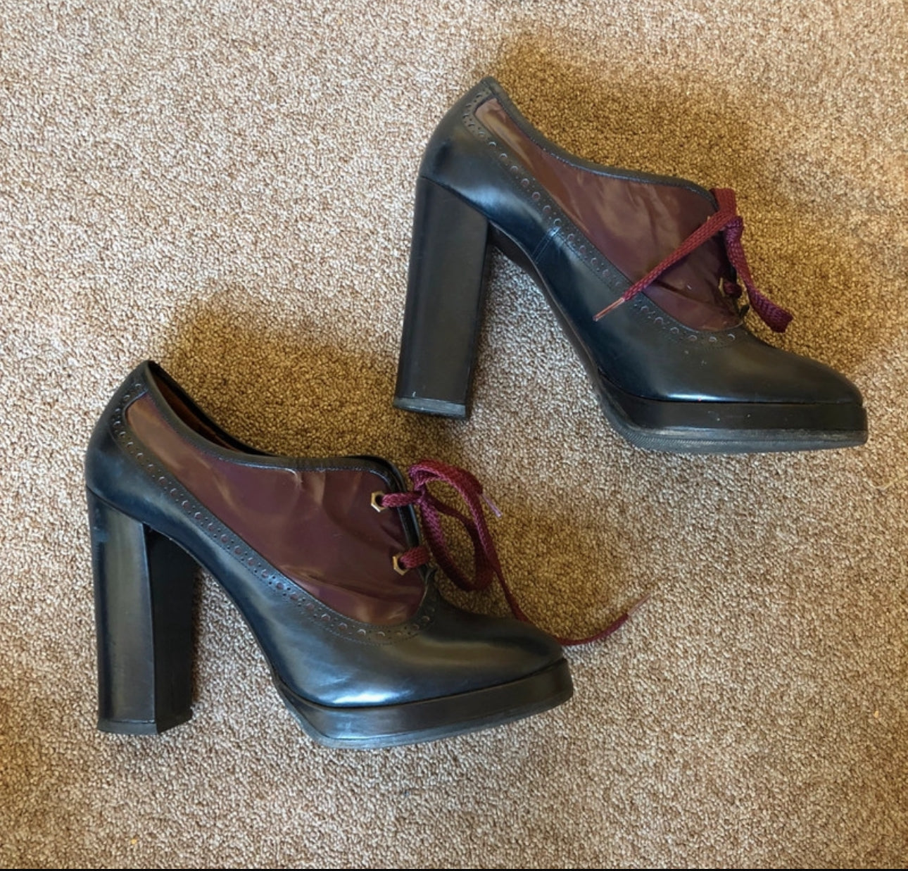 Marc Jacobs Burgundy Heels (Size EU 39, US 8)