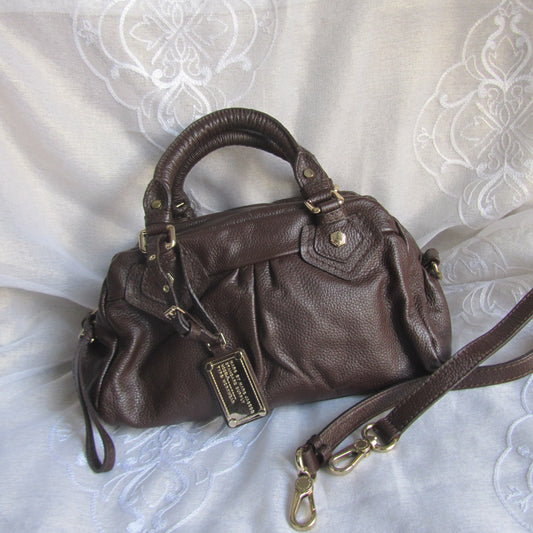 marc by marc jacobs vintage chocolate brown baby groovee