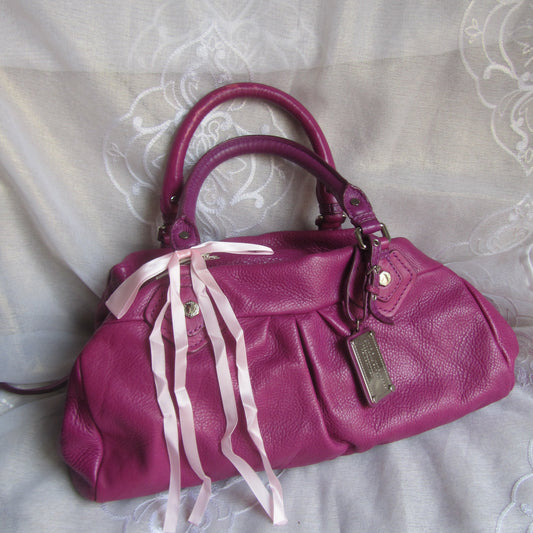 marc by marc jacobs vintage large groovee in magenta