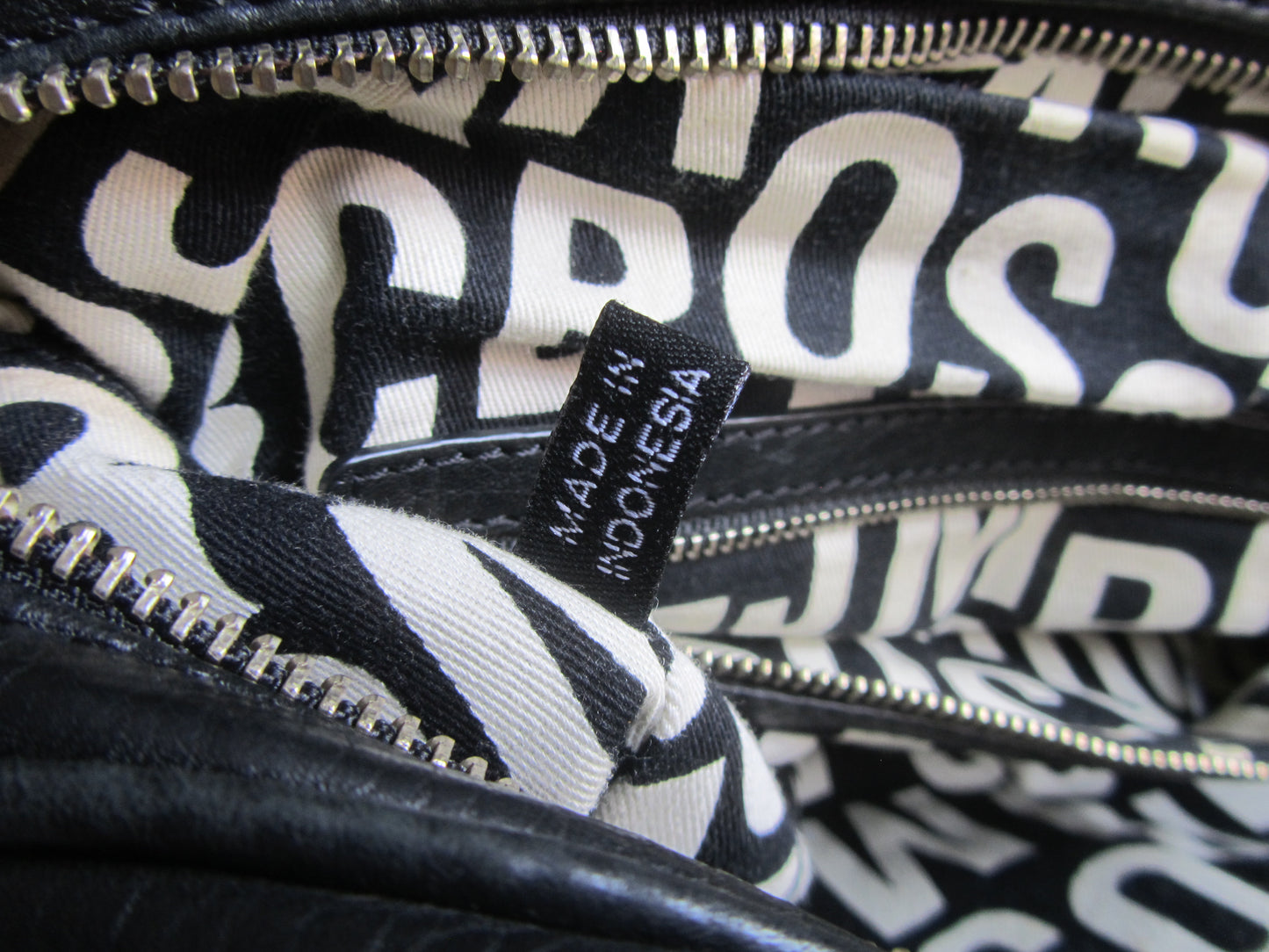 marc by marc jacobs vintage large groovee in black