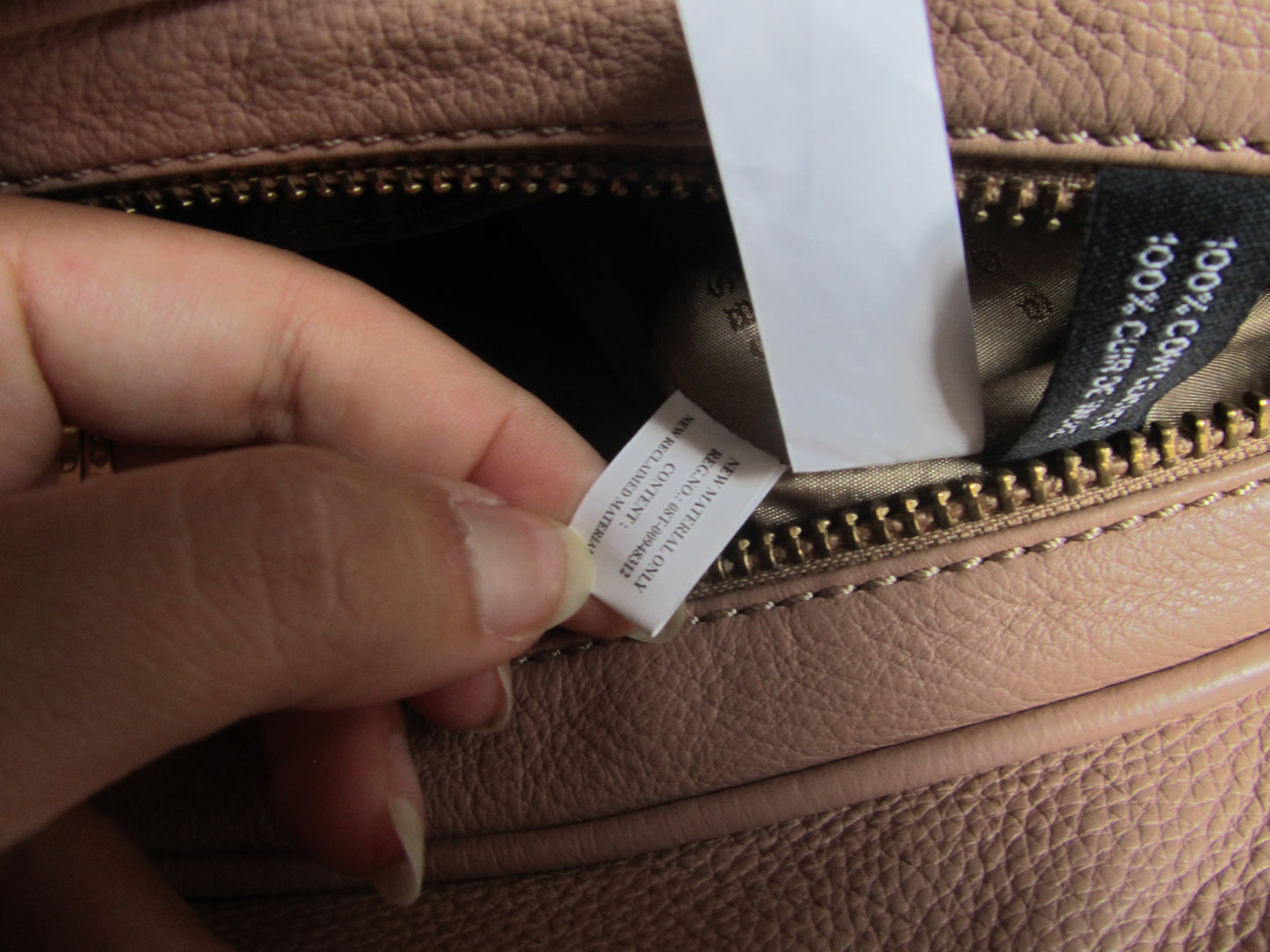 marc by marc jacobs beige baby groovee bag