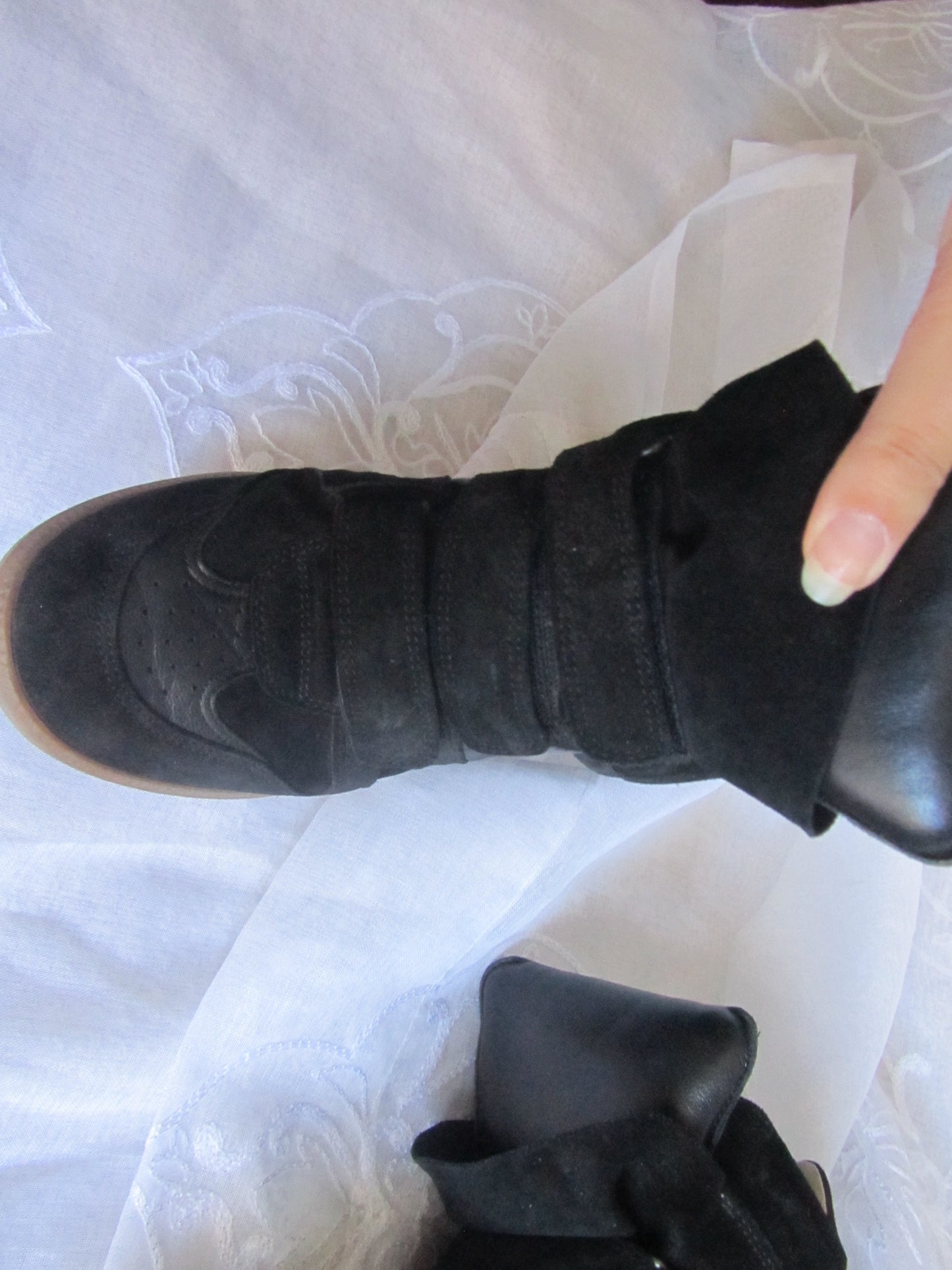 isabel marant black beckett sneakers (size 39)