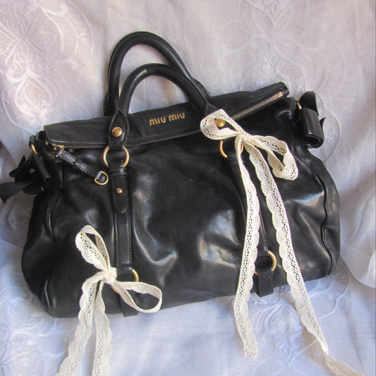 miu miu stunning vitello bow bag in black