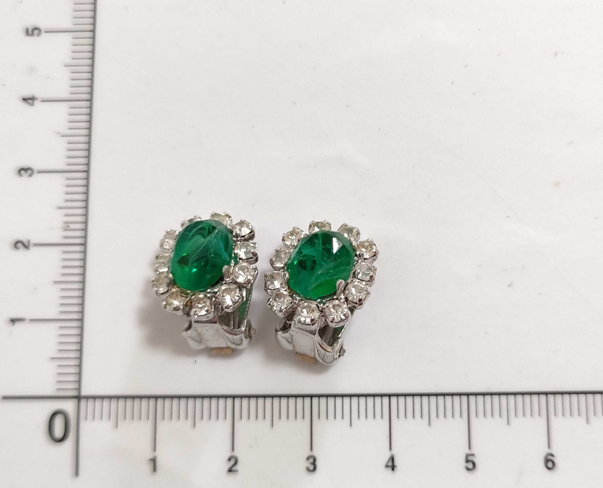 dior green rhinestone clip on elegant earrings