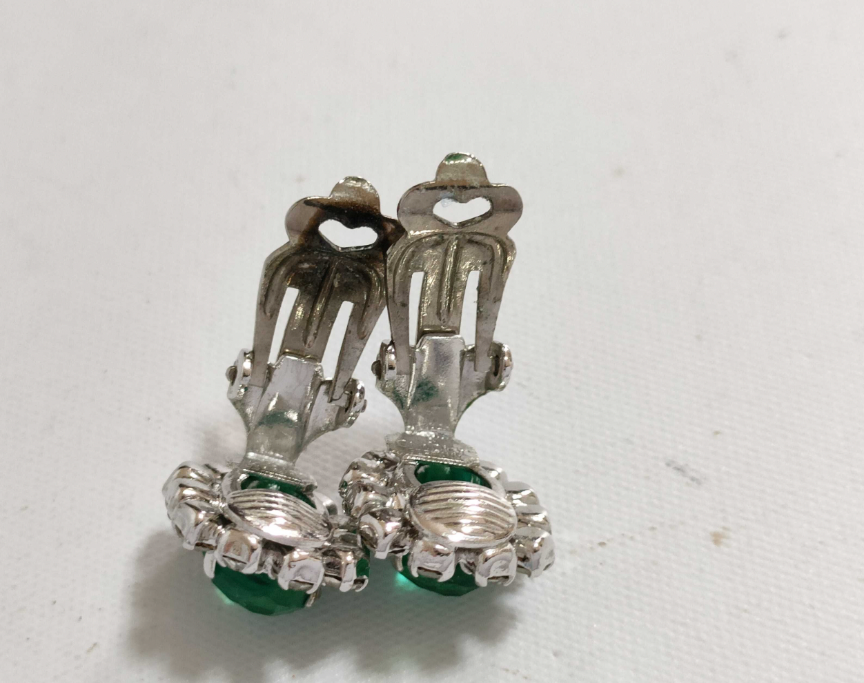 dior green rhinestone clip on elegant earrings