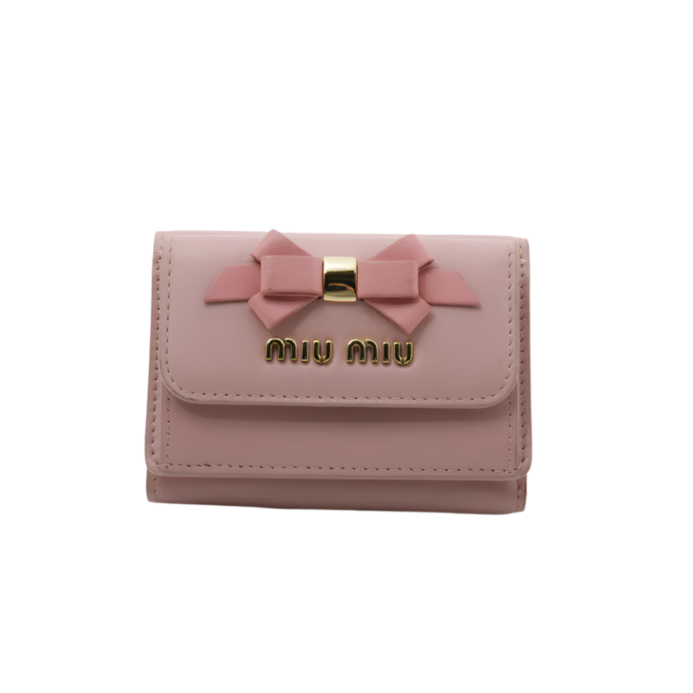 Miu Miu – Cosmopolitan Vintage