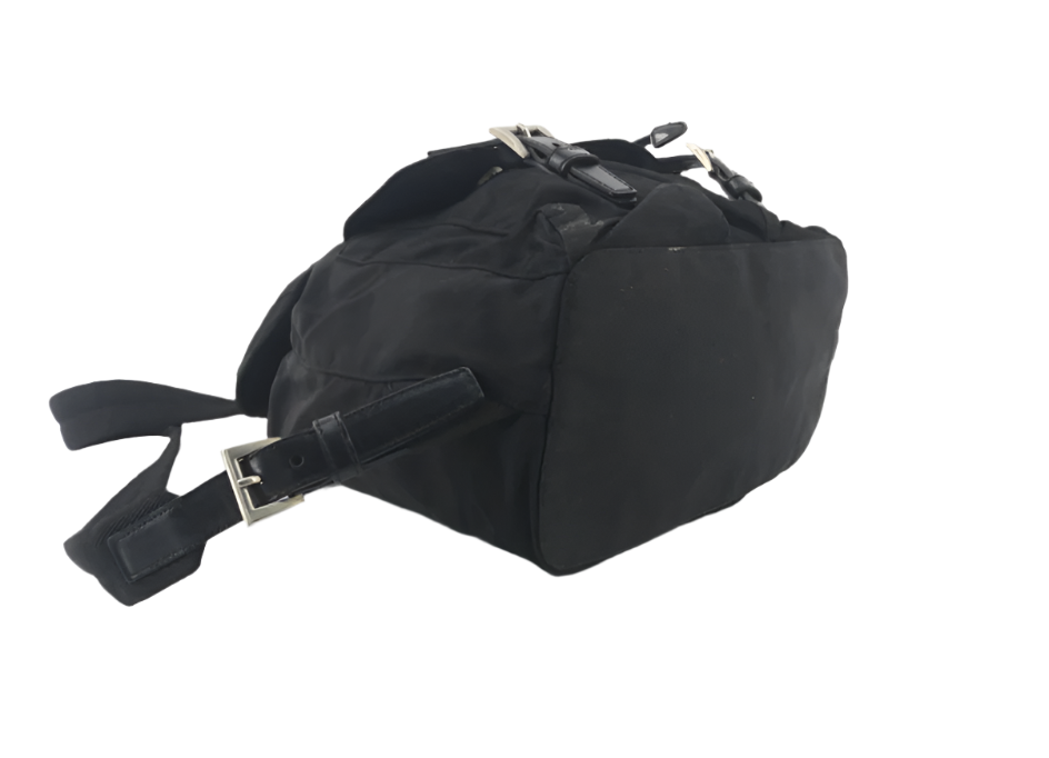 prada black nylon x leather backpack – Cosmopolitan Vintage