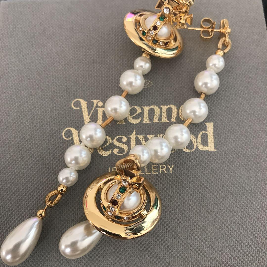 Vivienne Westwood Gold Broken Pearl Earrings